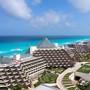 5* Resort Paradisus