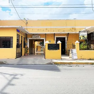 Oyo Espinosa, Merida, Parque De Santa Ana Hotel